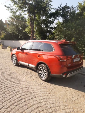 Обява за продажба на Mitsubishi Outlander 2.4 MIVEC, AWD, 4x4, 7 места ~34 500 лв. - изображение 4