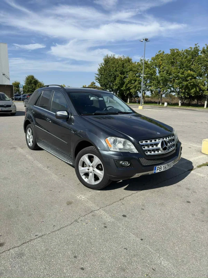 Mercedes-Benz ML 350 BlueEFFICIENCY, снимка 2 - Автомобили и джипове - 47314887