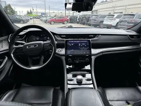 Jeep Grand cherokee OVERLAND * 5.7 HEMI * AWD * CARFAX * 7 МЕСТЕН * , снимка 12 - Автомобили и джипове - 54605114