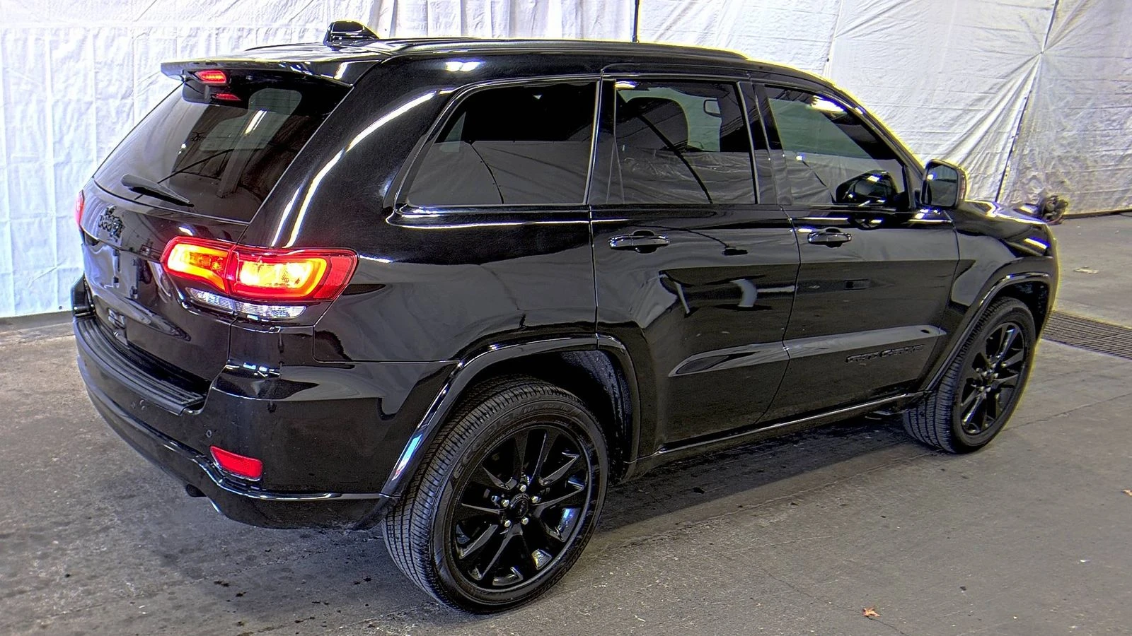 Jeep Grand cherokee Altitude Edition - изображение 4