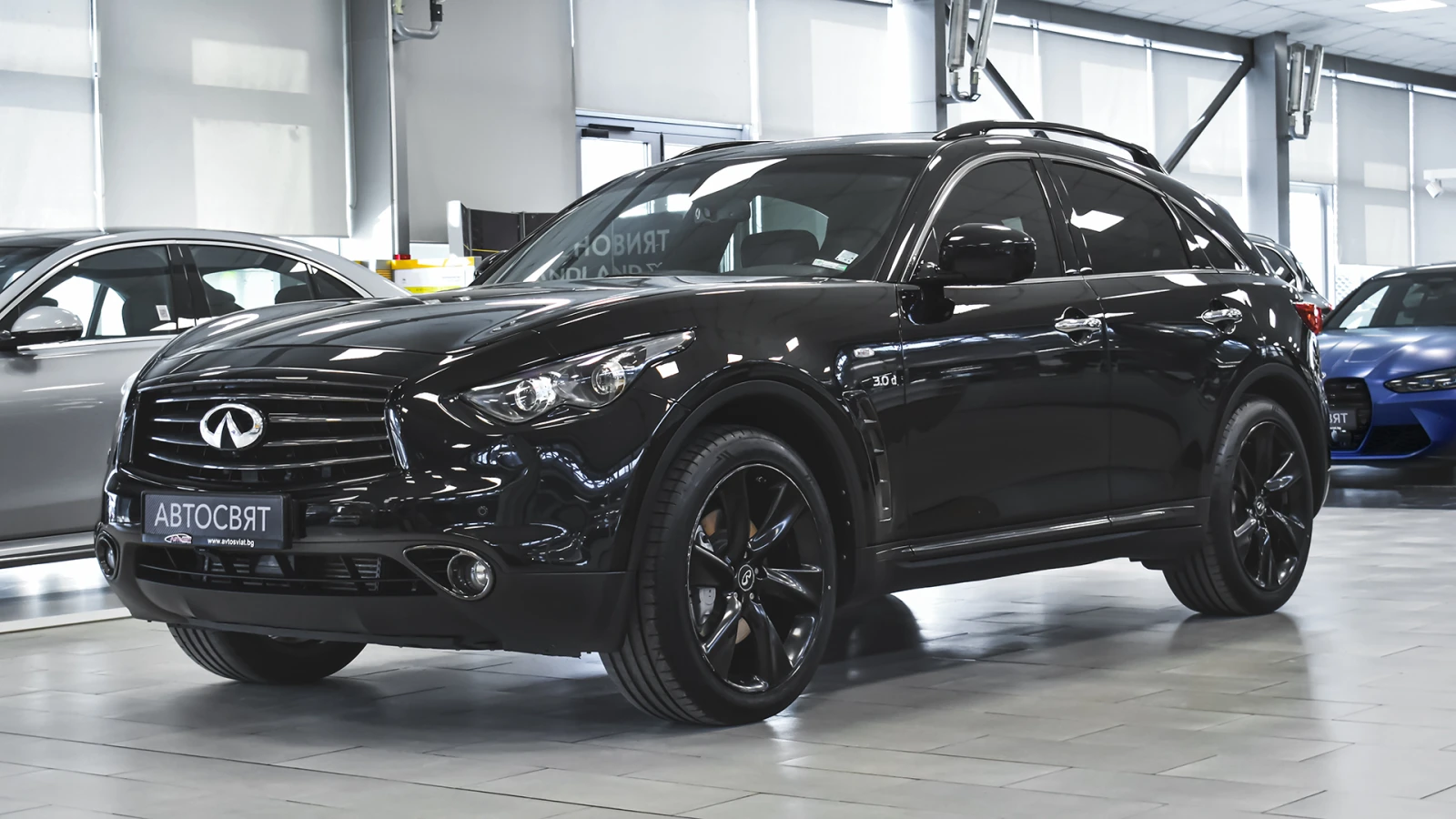 Infiniti QX70 S 3.0D 4x4 Automatic - изображение 4