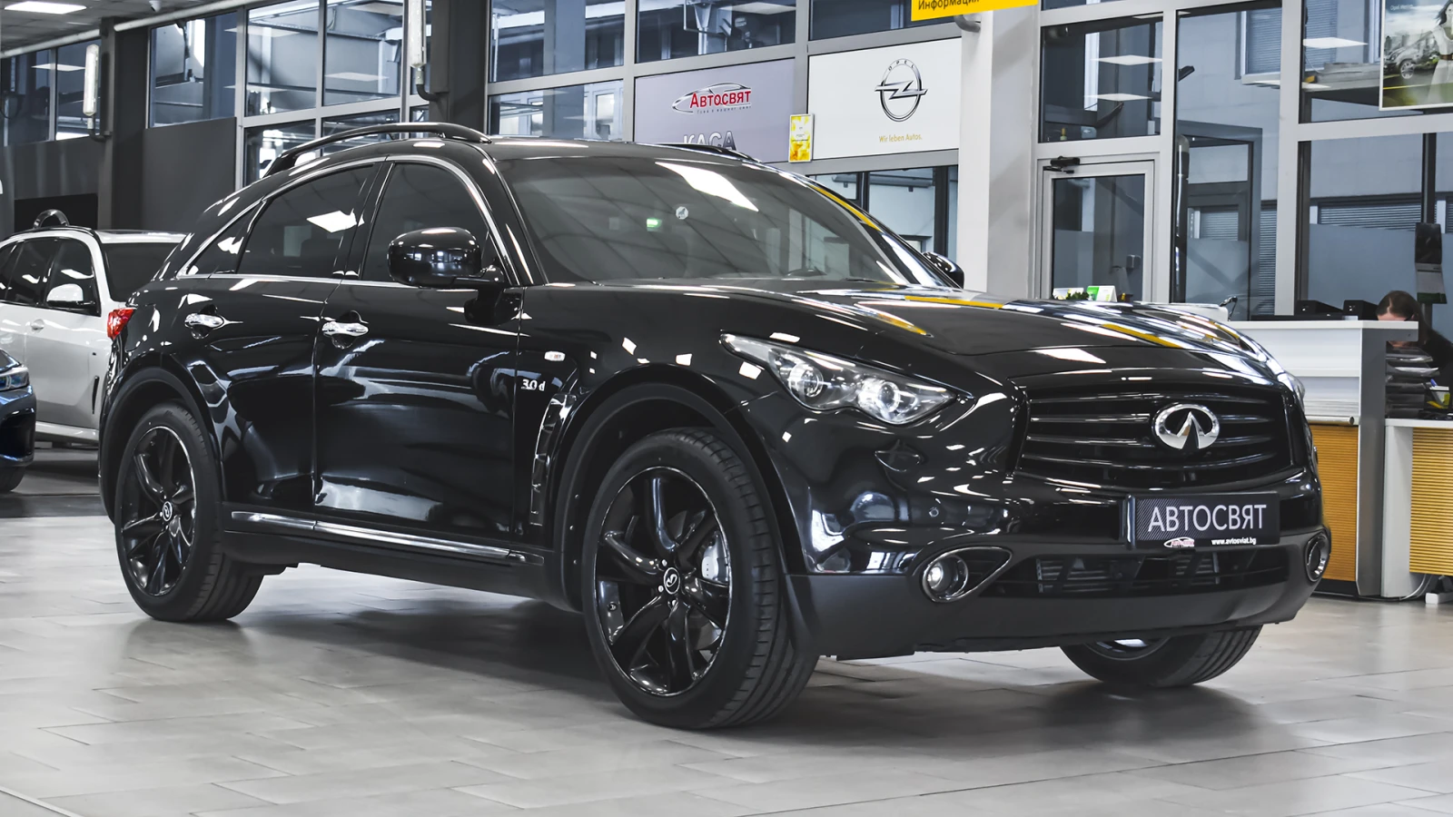 Infiniti QX70 S 3.0D 4x4 Automatic - изображение 5