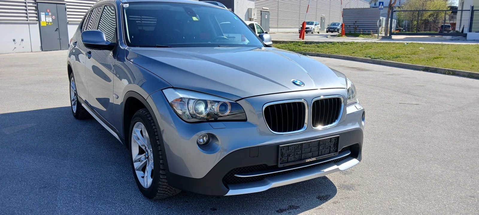 BMW X1 2.0d - изображение 6