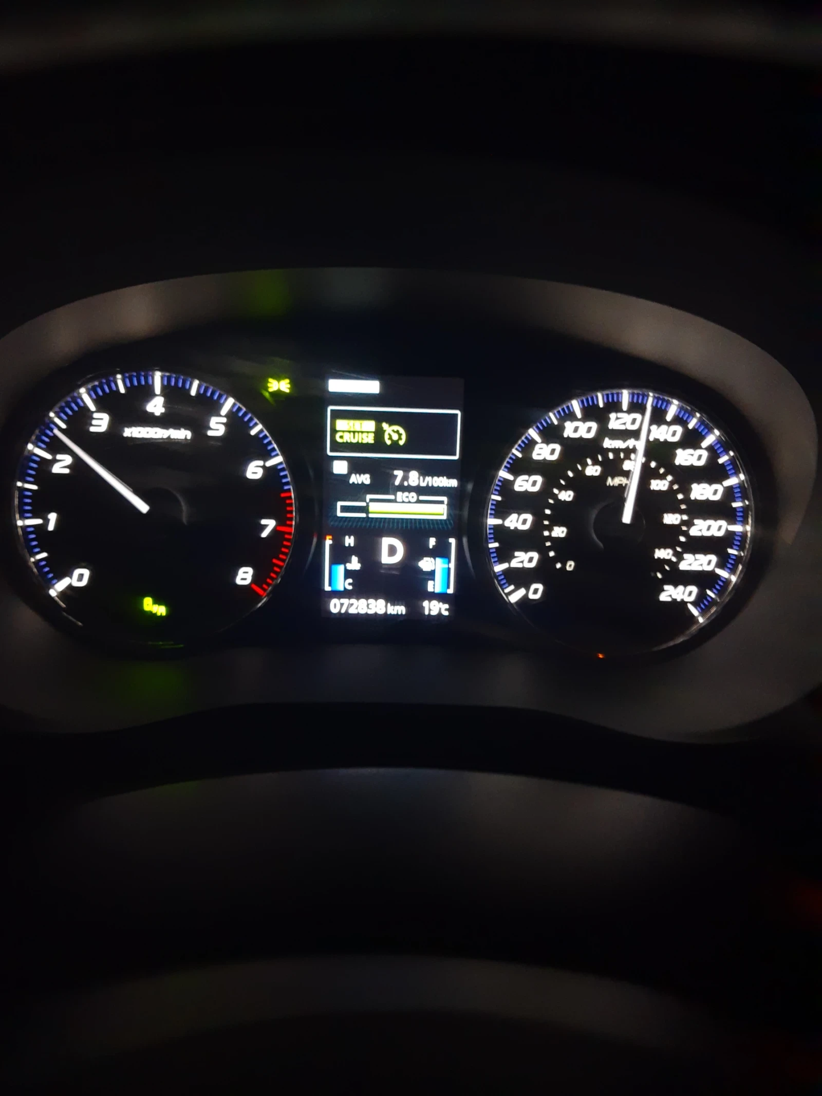 Mitsubishi Outlander 2.4 MIVEC, AWD, 4x4, 7 места - изображение 7