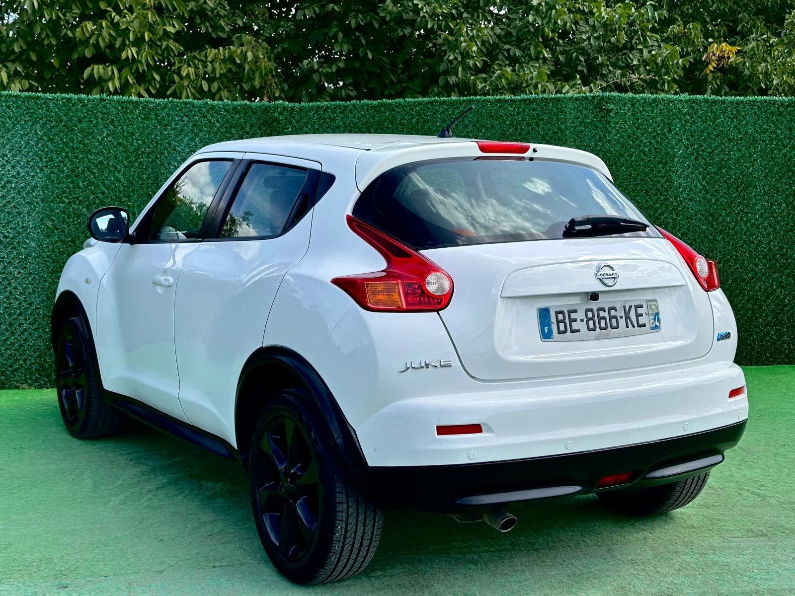Nissan Juke 1.5DCI 110 ks KAMERA/ NAVY / ANDROID / CAR PLAY  - изображение 8