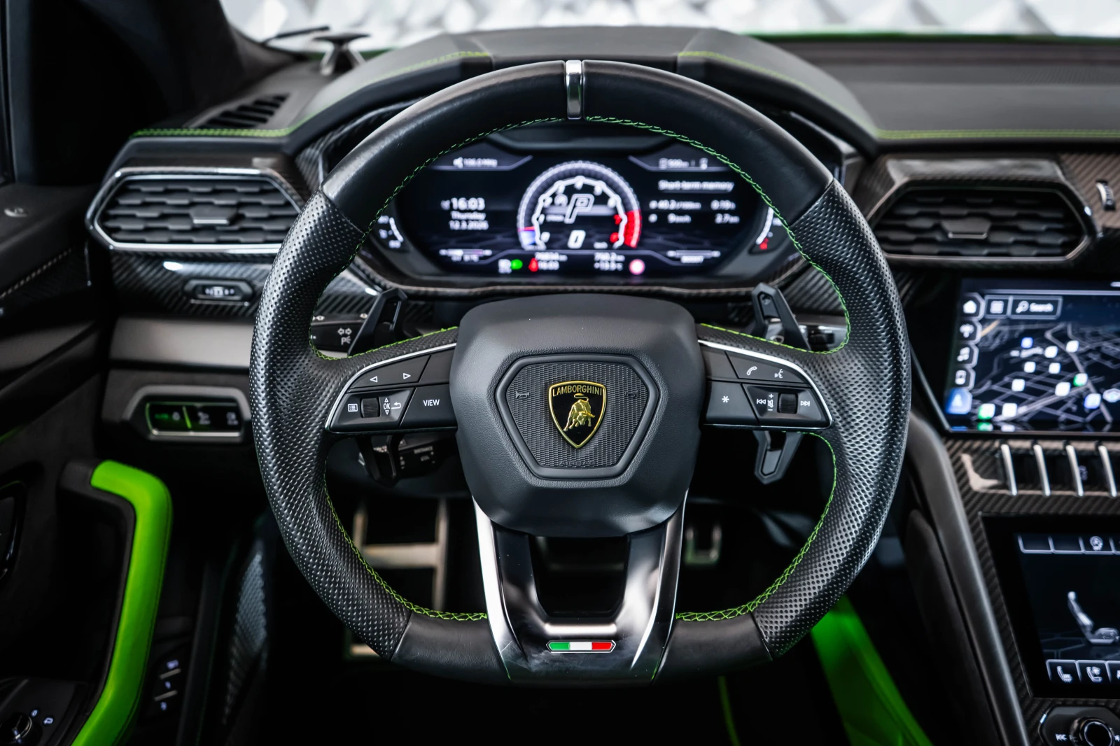 Lamborghini Urus Verde Mantis* Carbon* B&O, снимка 10 - Автомобили и джипове - 53816648
