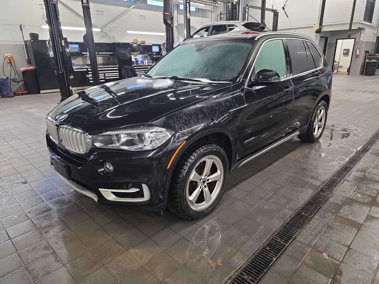 BMW X5 * xDrive35d * ДИГИТАЛНО ТАБЛО* HARMAN/KARDON* PANO, снимка 10 - Автомобили и джипове - 53906240