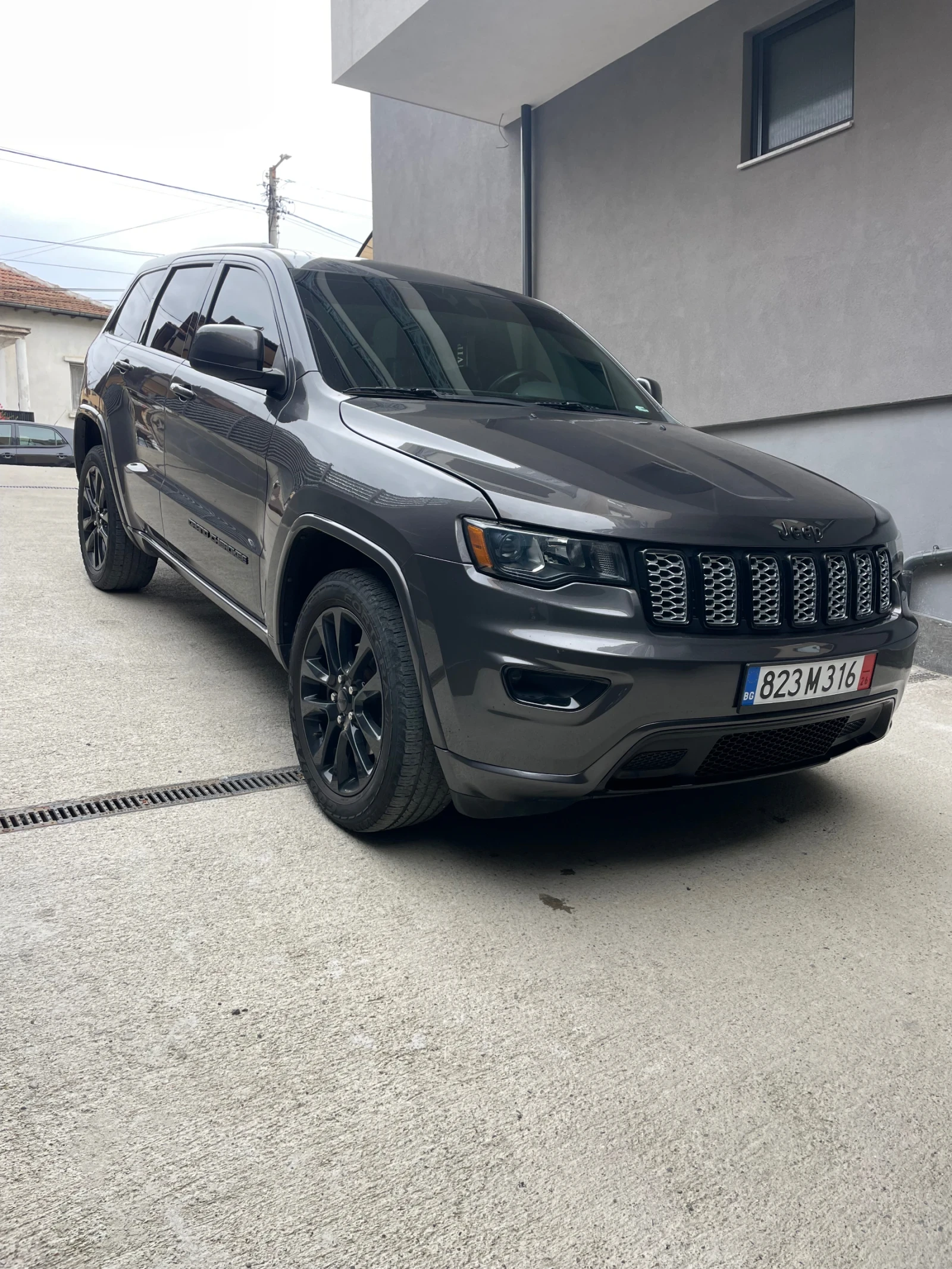 Jeep Grand cherokee Face ALTITUDE 4x4