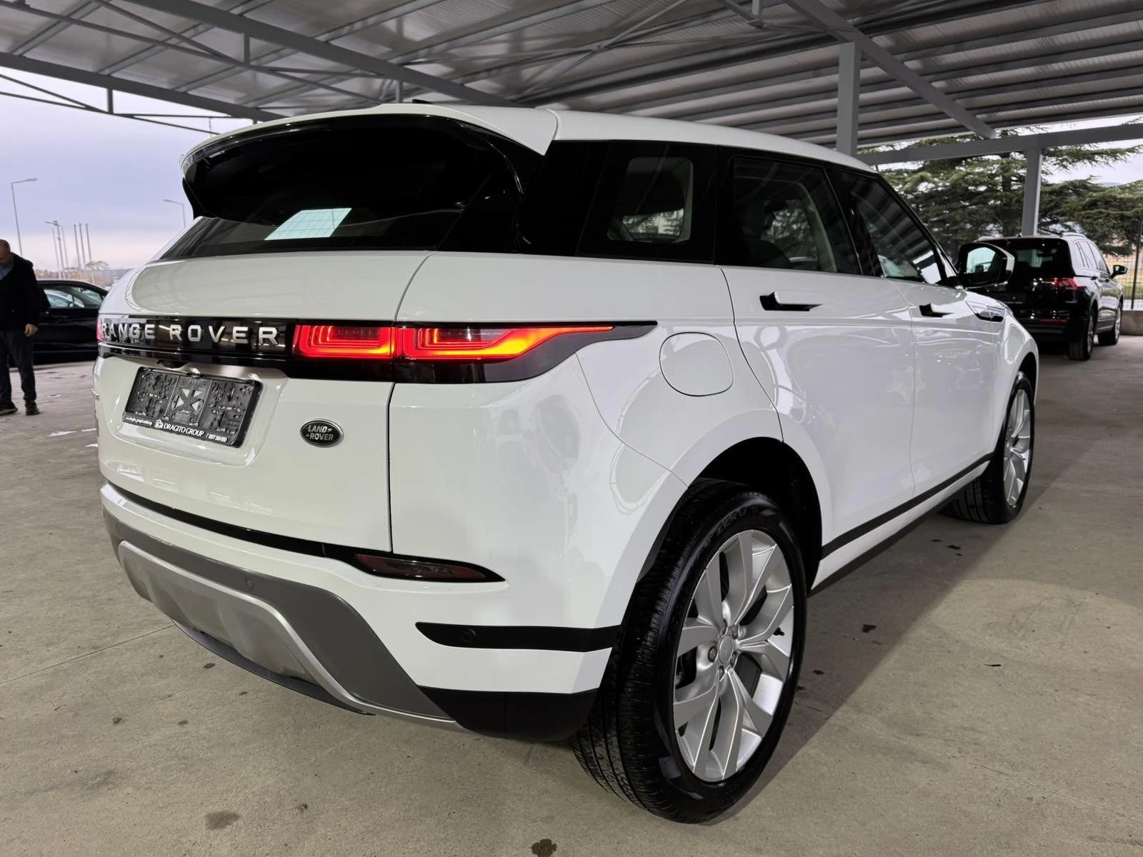 Land Rover Range Rover Evoque 2.0D* 163ps* 4x4* HIBRYD* НАВИ* КОЖА* Keyless, снимка 5 - Автомобили и джипове - 54405416