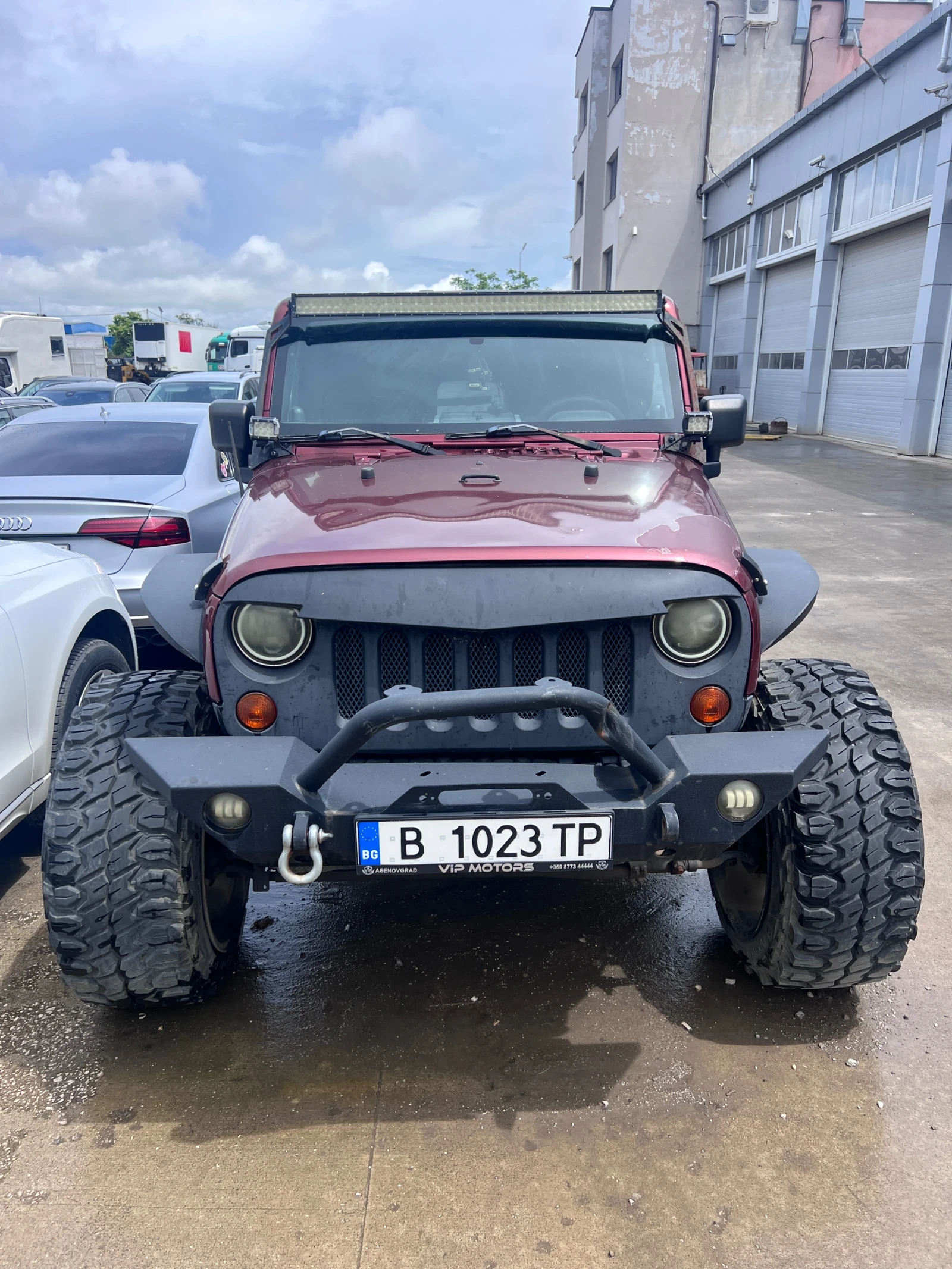Jeep Wrangler, снимка 2 - Автомобили и джипове - 55010629