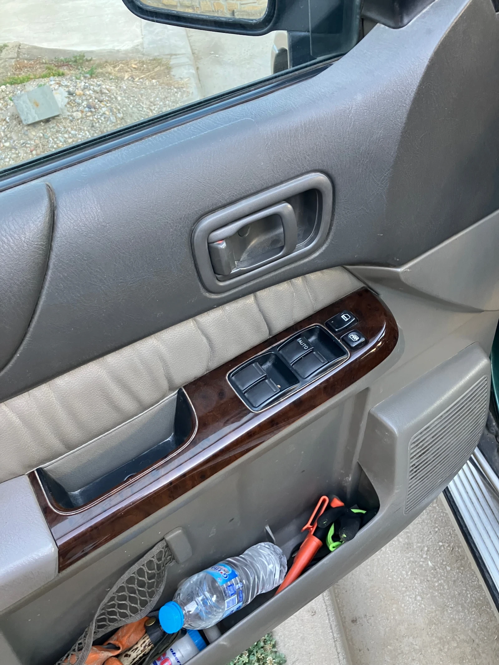 Nissan Patrol y61, снимка 8 - Автомобили и джипове - 55038403