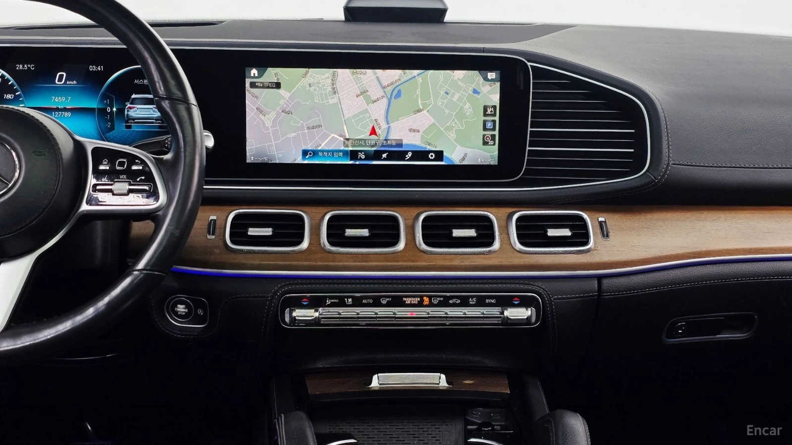 Mercedes-Benz GLE 450 4MATIC* HUD* 360* КОЖА* ОБДУХВ* ПАНО, снимка 9 - Автомобили и джипове - 55503259