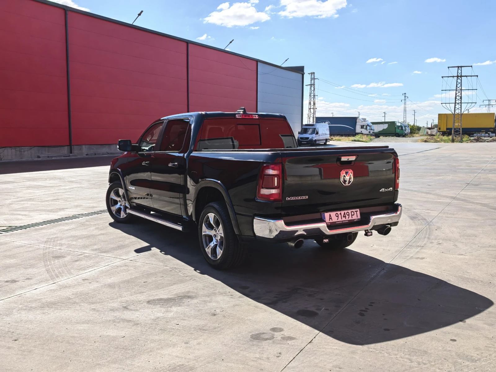 Dodge RAM 1500 LARAMIE, снимка 3 - Автомобили и джипове - 56354152