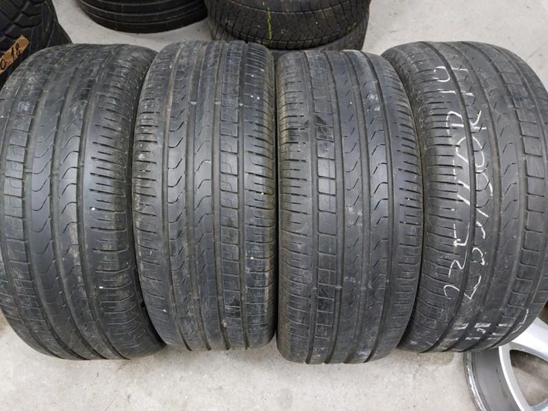 Гуми Летни 235/50R19, снимка 1 - Гуми и джанти - 36273478