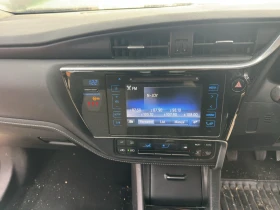 Toyota Auris 1.2 turbo 116кс На части!, снимка 13