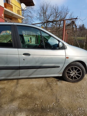 Renault Scenic, снимка 4