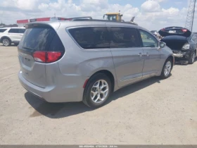 Chrysler Pacifica TOURING-L* КОЖА* ПОДГРЕВ* NAVI* LED* TV* , снимка 4