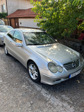 Mercedes-Benz C 220, снимка 15