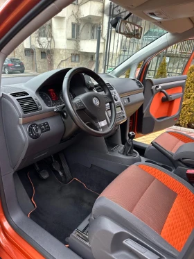 VW Touran 1.4 TSI Cross Touran - 4599 € / 8994.86 лв. - 31025409 7