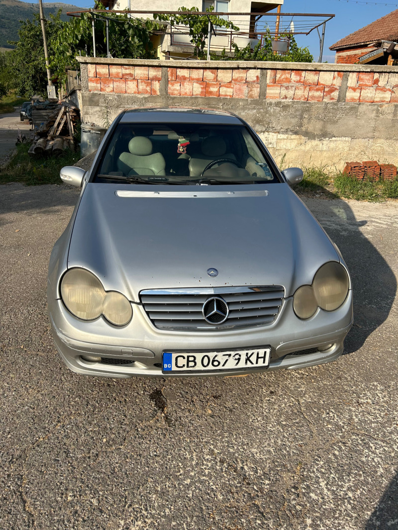 Mercedes-Benz C 220, снимка 1 - Автомобили и джипове - 46649691