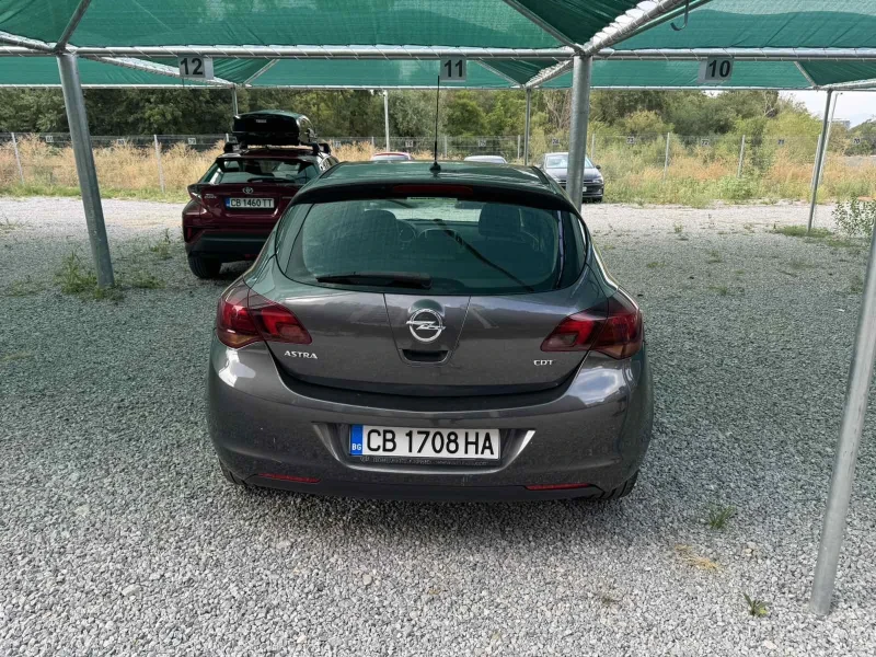 Opel Astra, снимка 2 - Автомобили и джипове - 47286043