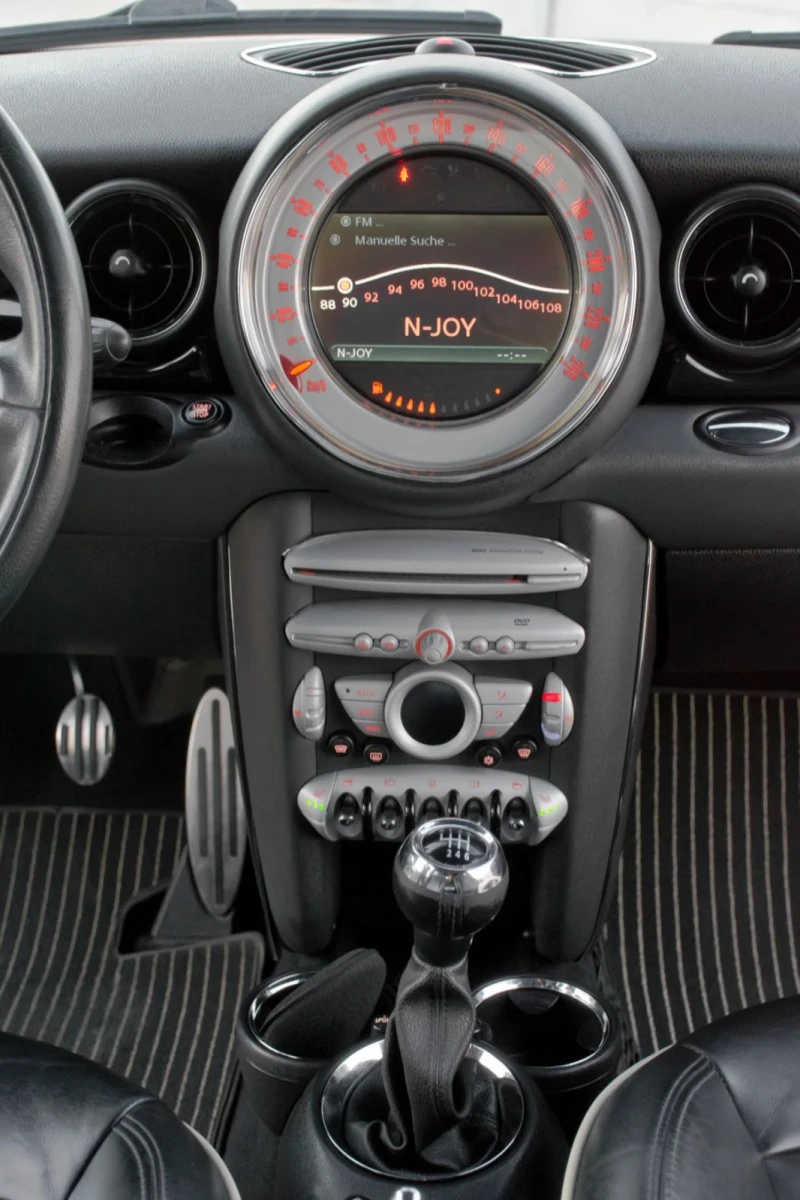 Mini Cooper s LIMITED FULL MAX, снимка 13 - Автомобили и джипове - 47412677