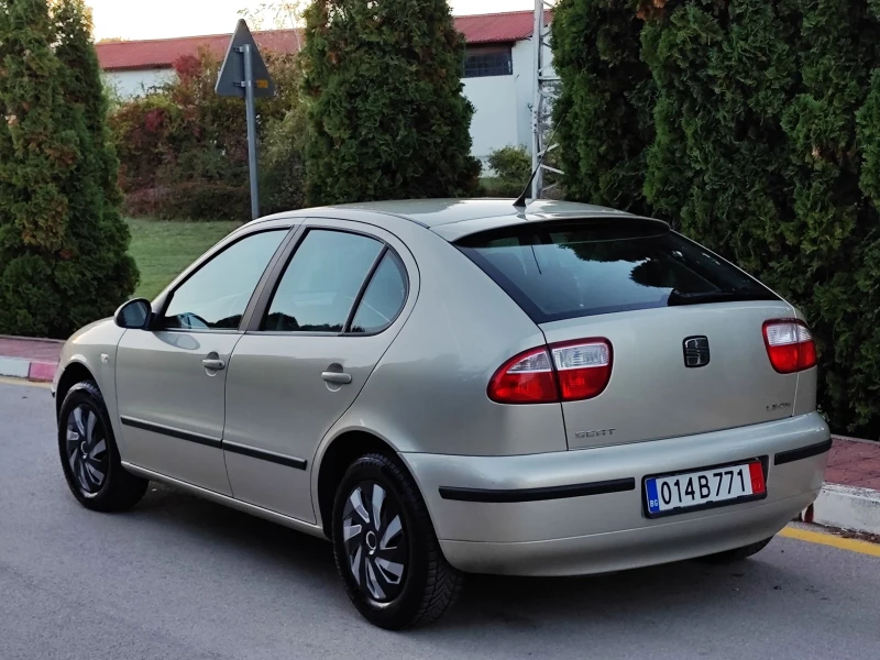 Seat Leon 1.6I 16V(105)* FACELIFT* НОВ ВНОС* , снимка 4 - Автомобили и джипове - 47440083