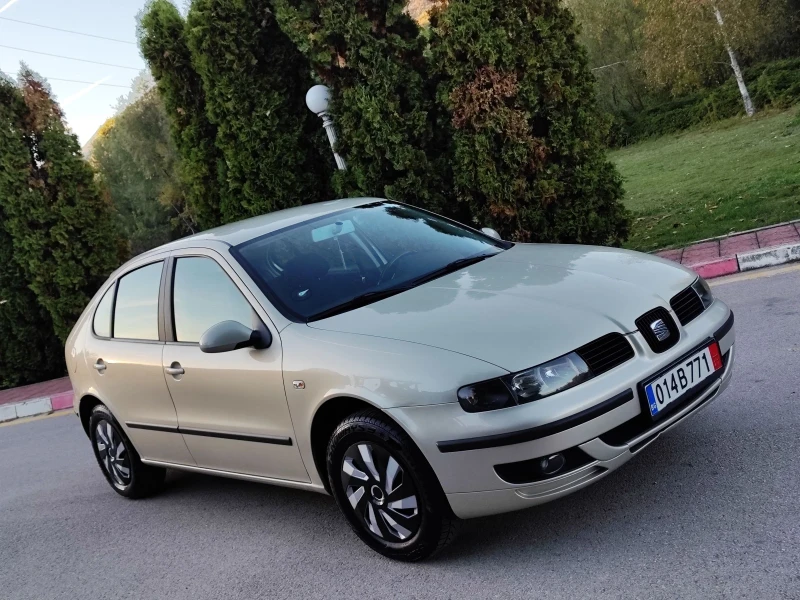 Seat Leon 1.6I 16V(105)* FACELIFT* НОВ ВНОС* , снимка 8 - Автомобили и джипове - 47440083