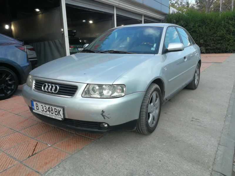 Audi A3 1.6i, снимка 1 - Автомобили и джипове - 47622159