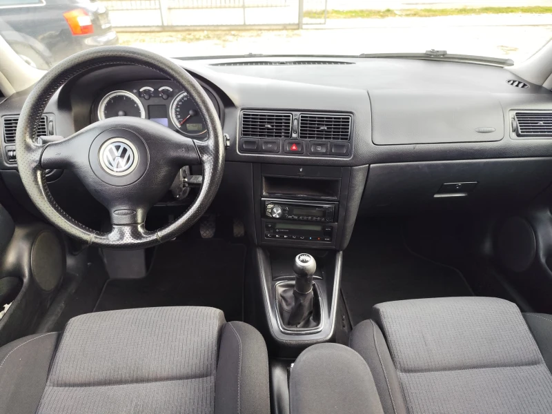 VW Golf 1.9tdi-101ps, снимка 10 - Автомобили и джипове - 48075712