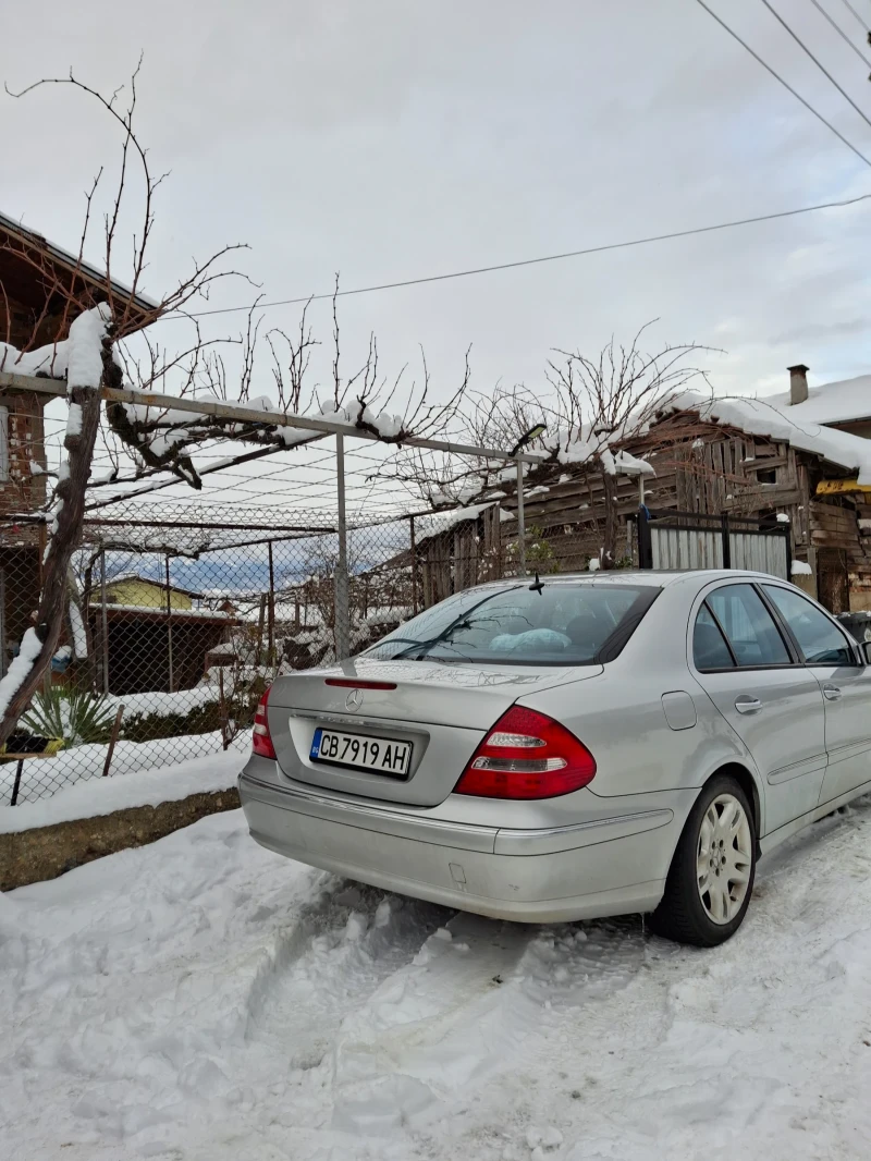 Mercedes-Benz E 280, снимка 3 - Автомобили и джипове - 48669240