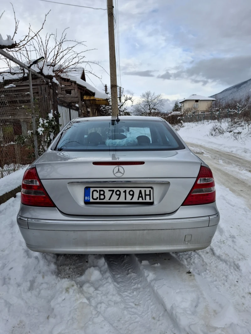 Mercedes-Benz E 280, снимка 4 - Автомобили и джипове - 48669240