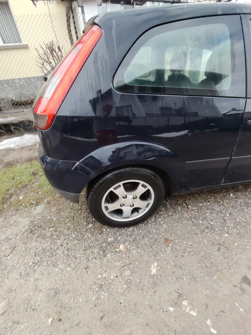 Ford Fiesta, снимка 5 - Автомобили и джипове - 49010050