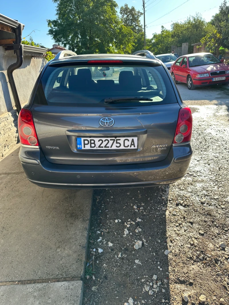 Toyota Avensis, снимка 6 - Автомобили и джипове - 52230799