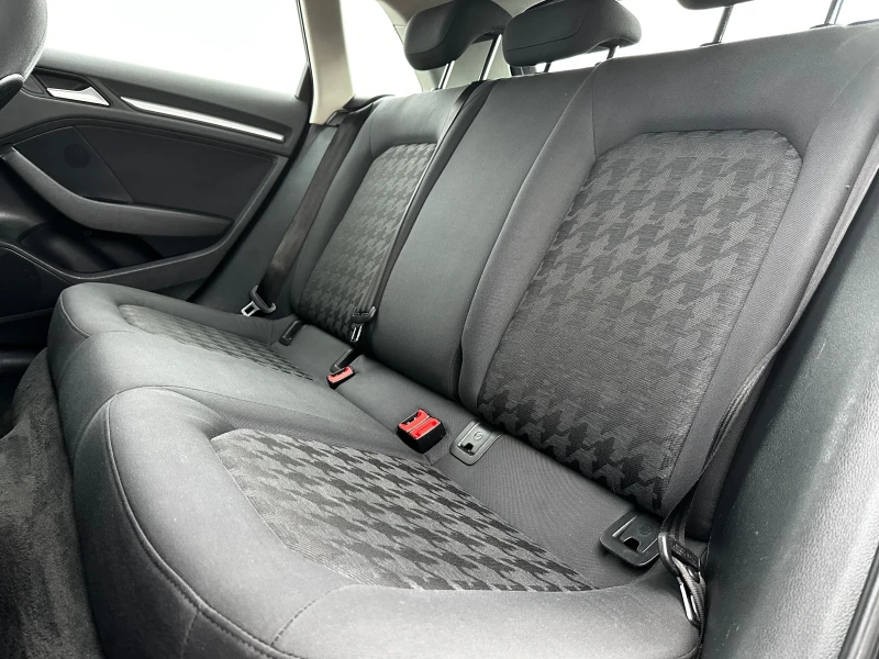 Audi A3 1.6 TDI EVRO 5, снимка 11 - Автомобили и джипове - 51979786