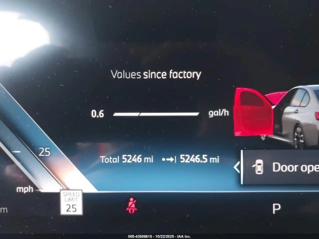 BMW 330 330I* Line ass* NAVI* Blind Spot* Keyless* КОжа* П, снимка 15 - Автомобили и джипове - 53154667