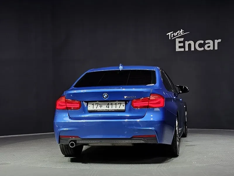 BMW 320 M Sports , снимка 4 - Автомобили и джипове - 55651217