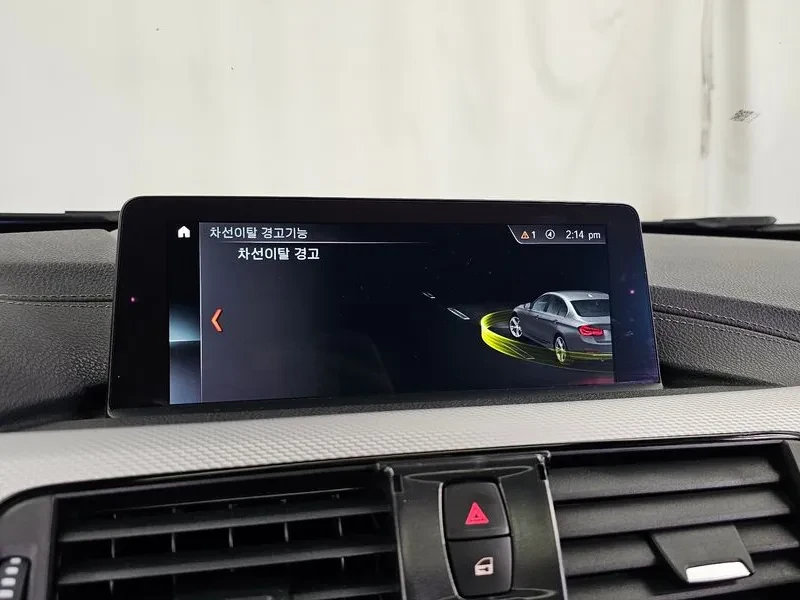 BMW 320 M Sports , снимка 16 - Автомобили и джипове - 55651217