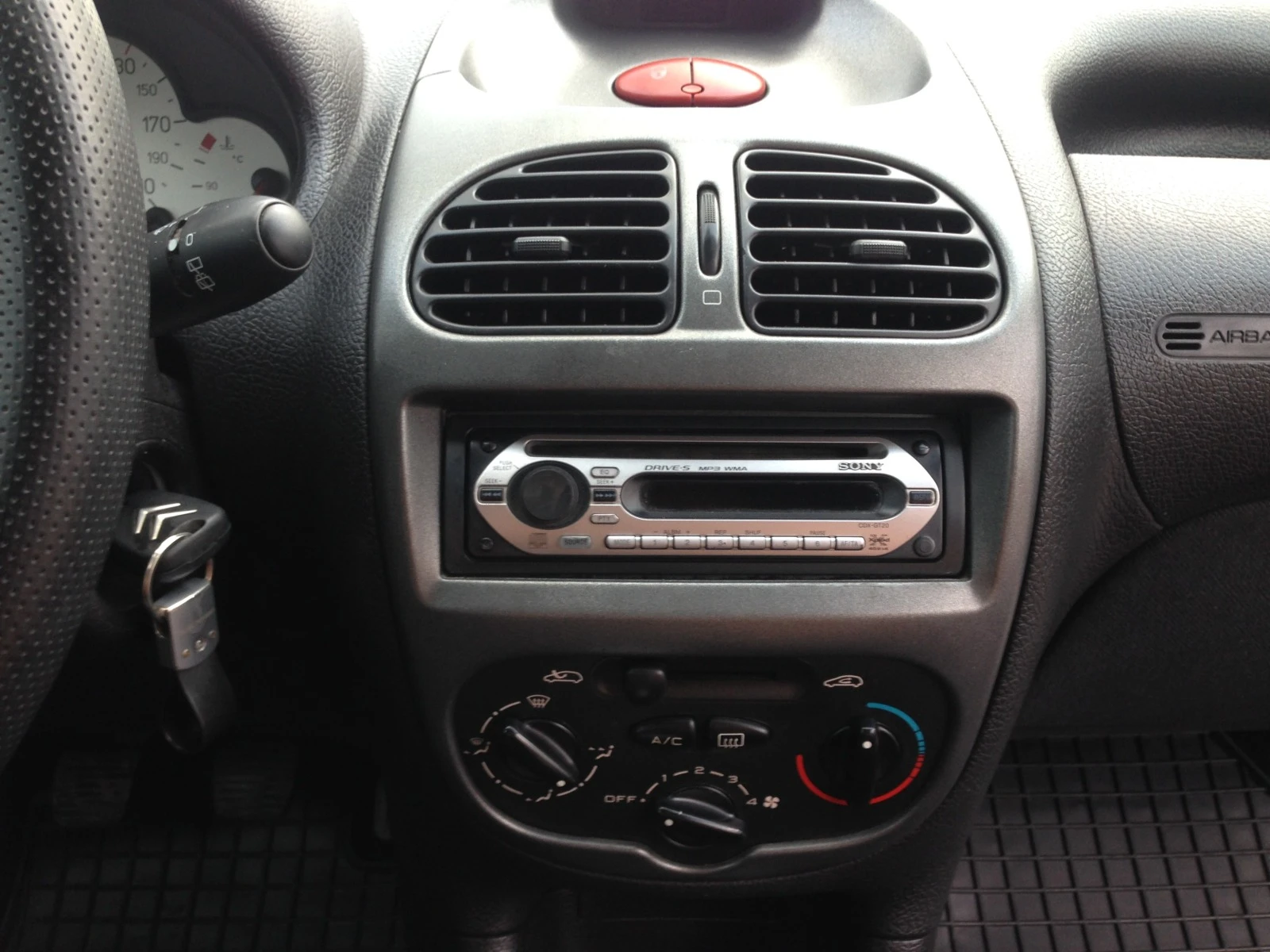 Peugeot 206 1.4 HDI | Mobile.bg   13