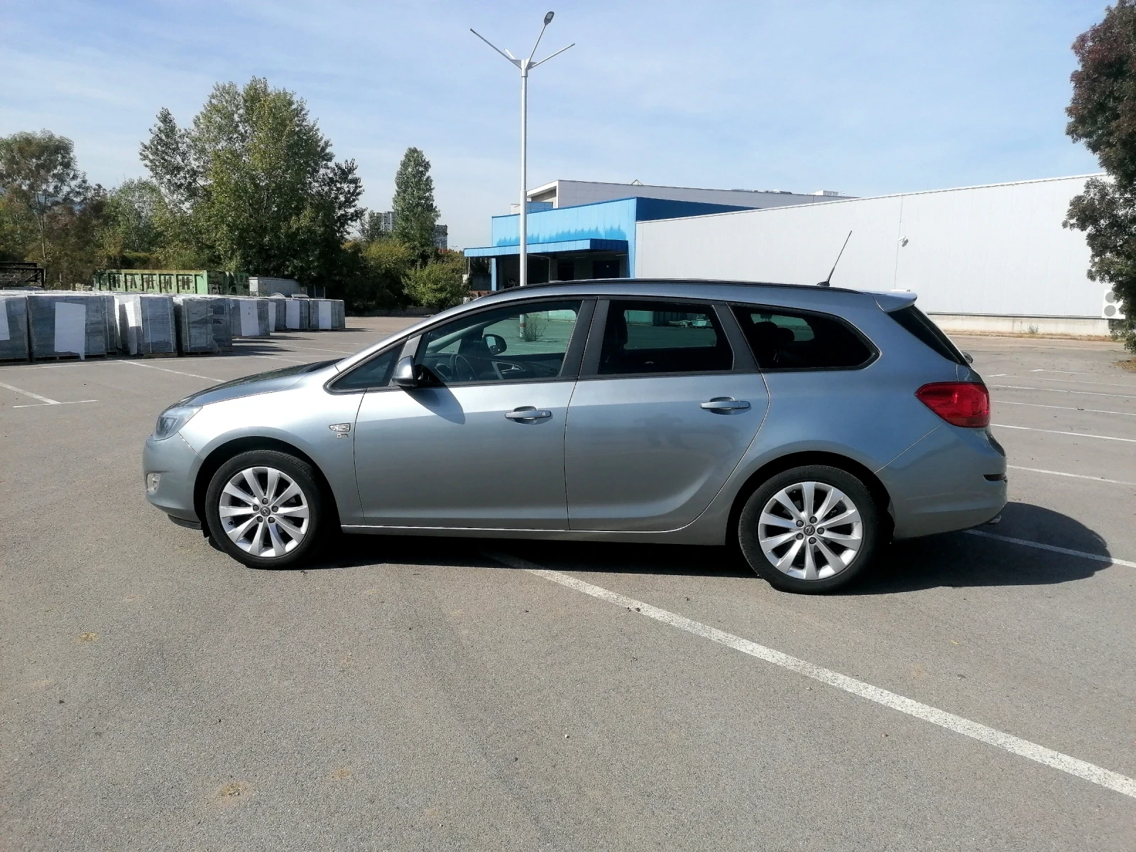 Opel Astra 1.4 турбо 140 к.с. Cosmo - изображение 8