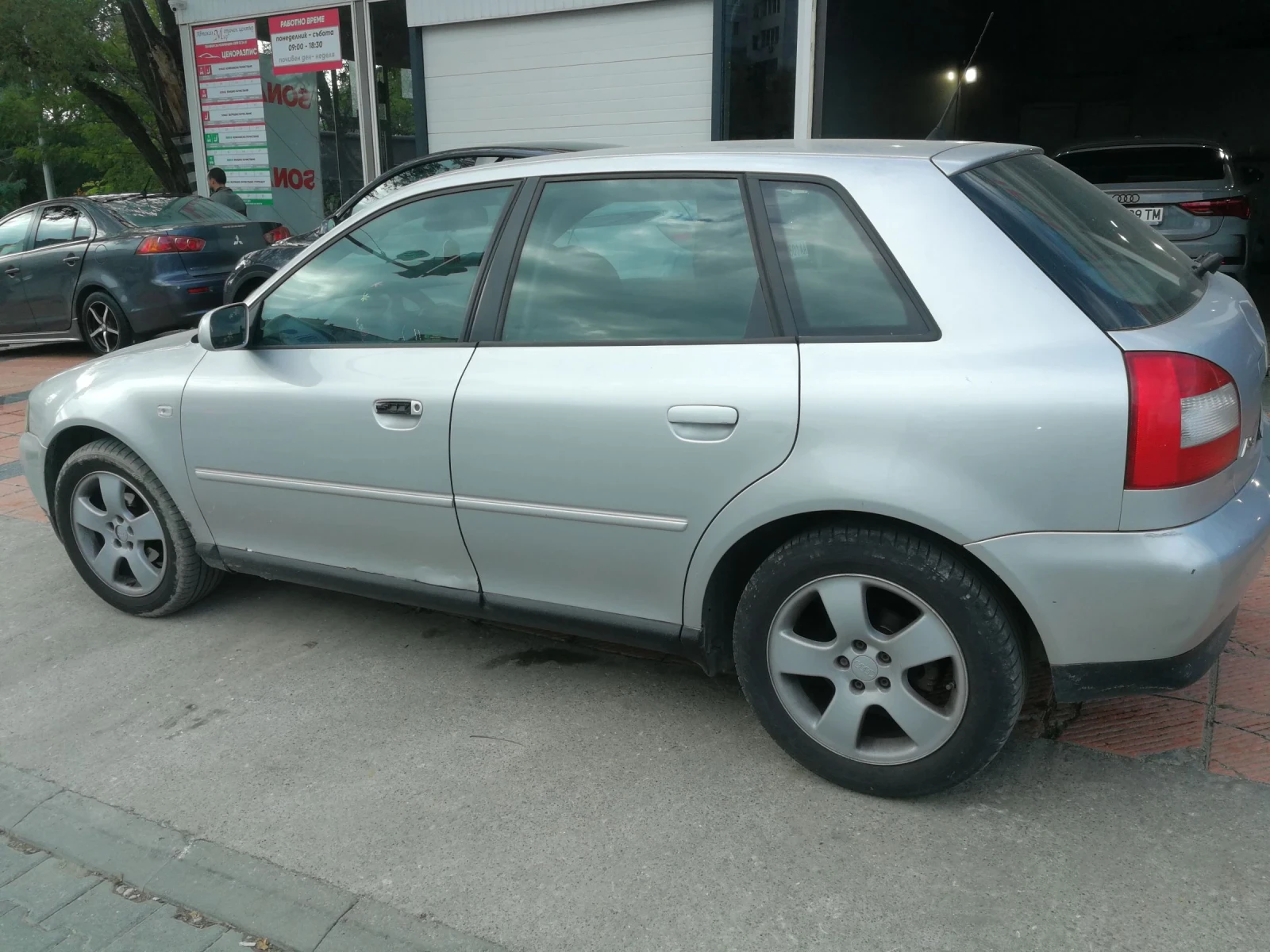 Audi A3 1.6i - изображение 4