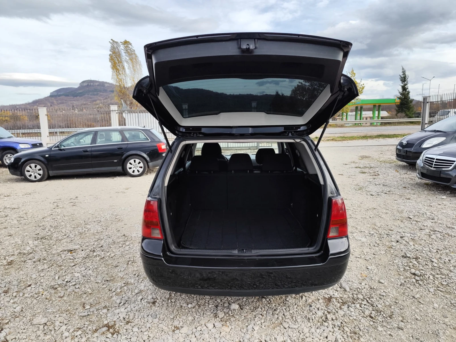 VW Golf 1.9tdi-101ps - изображение 7