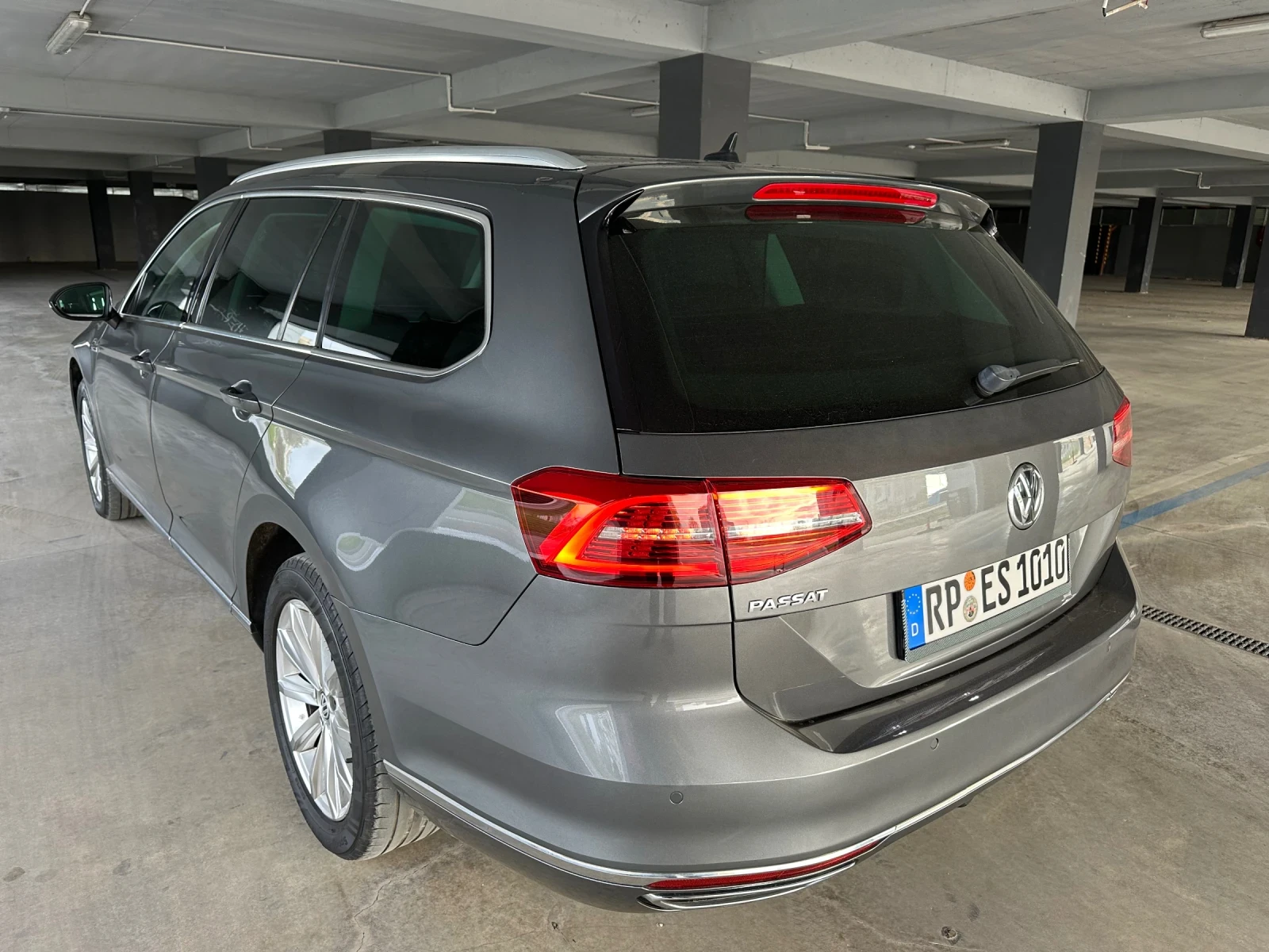 VW Passat 2.0Bitdi 4Motion Digital  - изображение 2