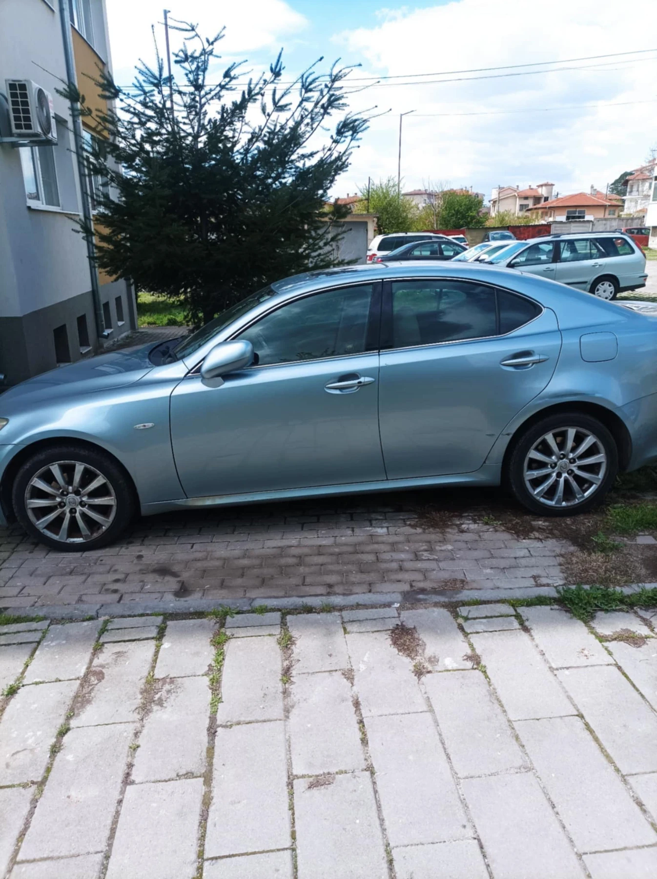 Lexus IS 220d  - изображение 2