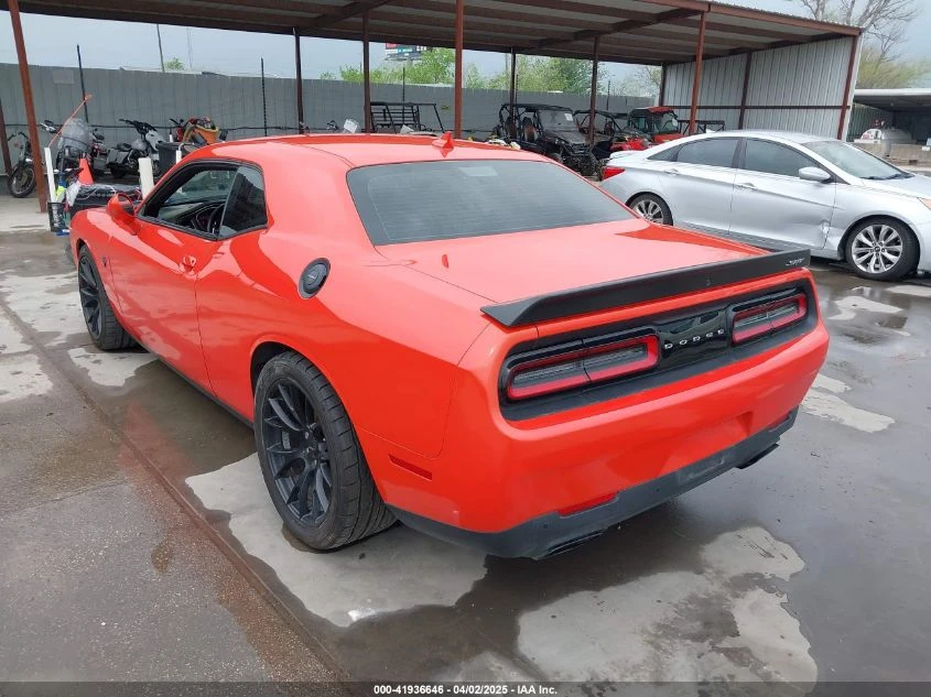 Dodge Challenger 6.2L V-8 SUPERCHARGER, 707HP Rear Wheel Drive - изображение 8