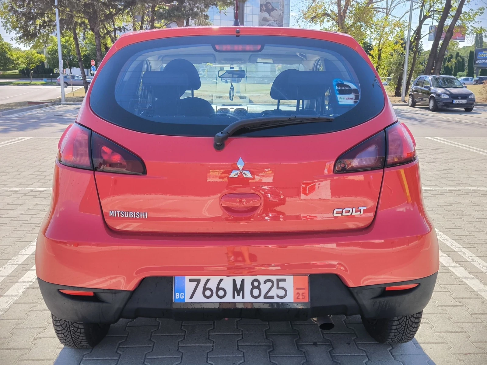 Mitsubishi Colt 1.1 - изображение 5