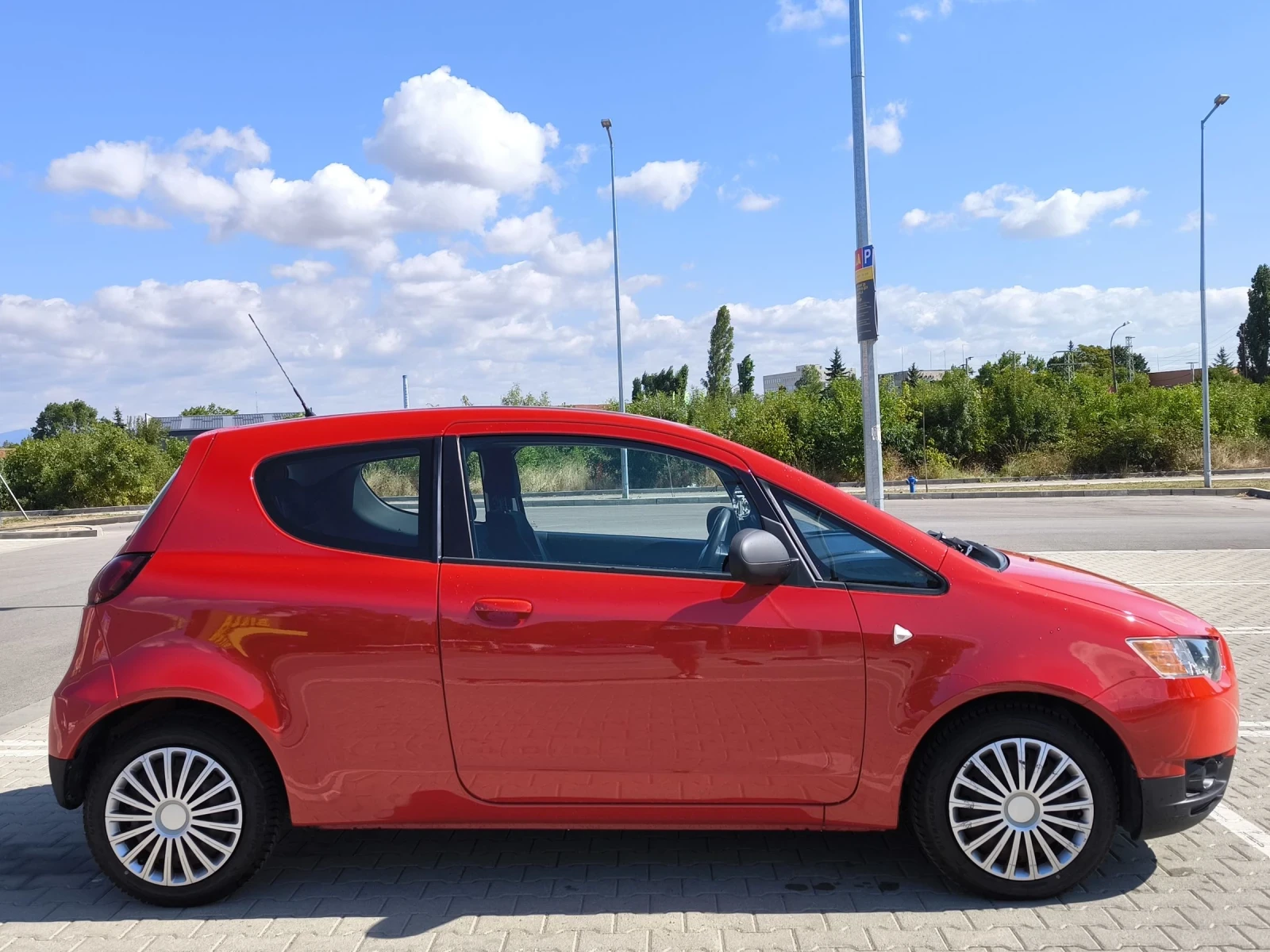 Mitsubishi Colt 1.1 - изображение 3