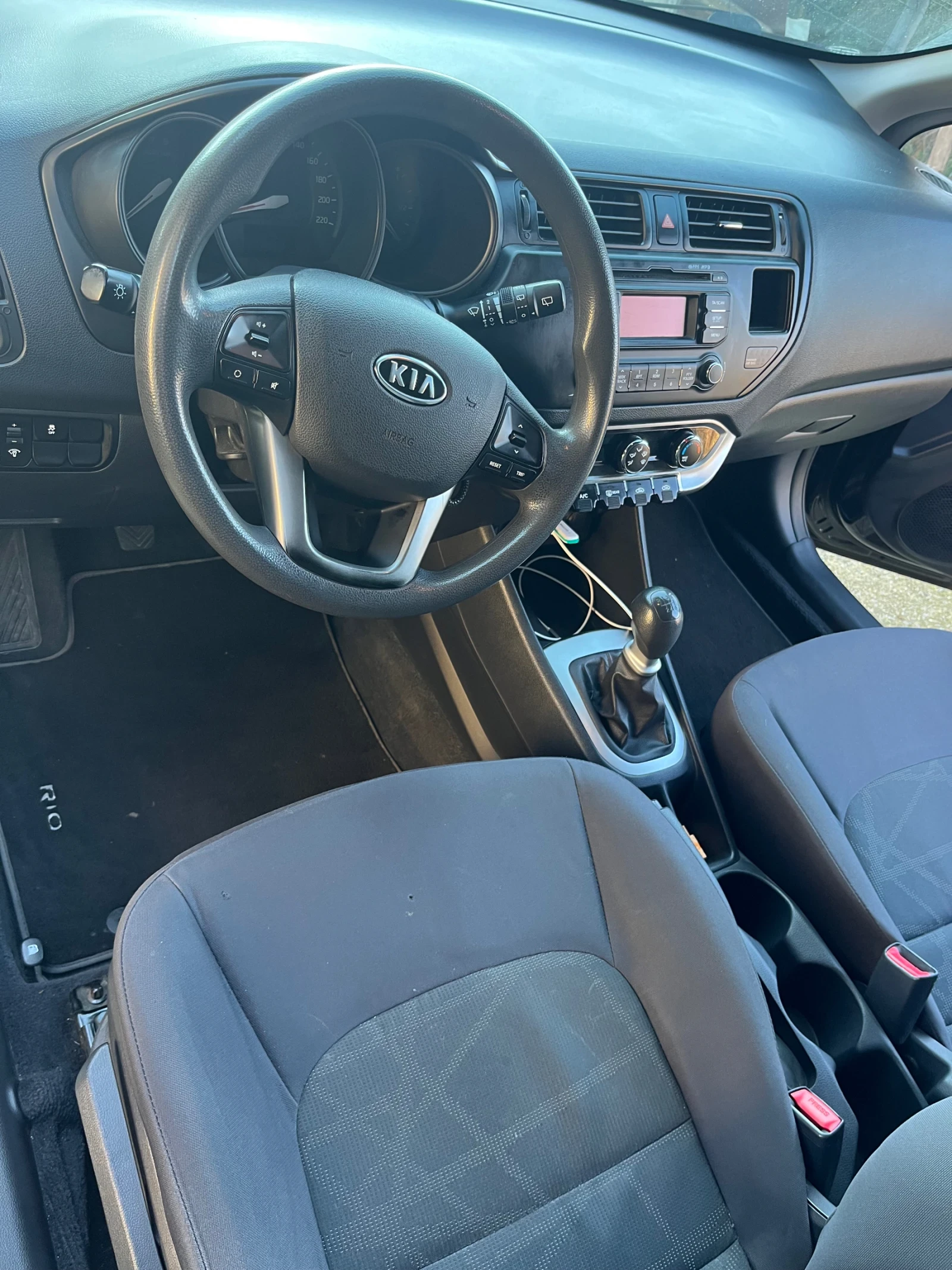 Kia Rio 1.6 6 скорости - изображение 9