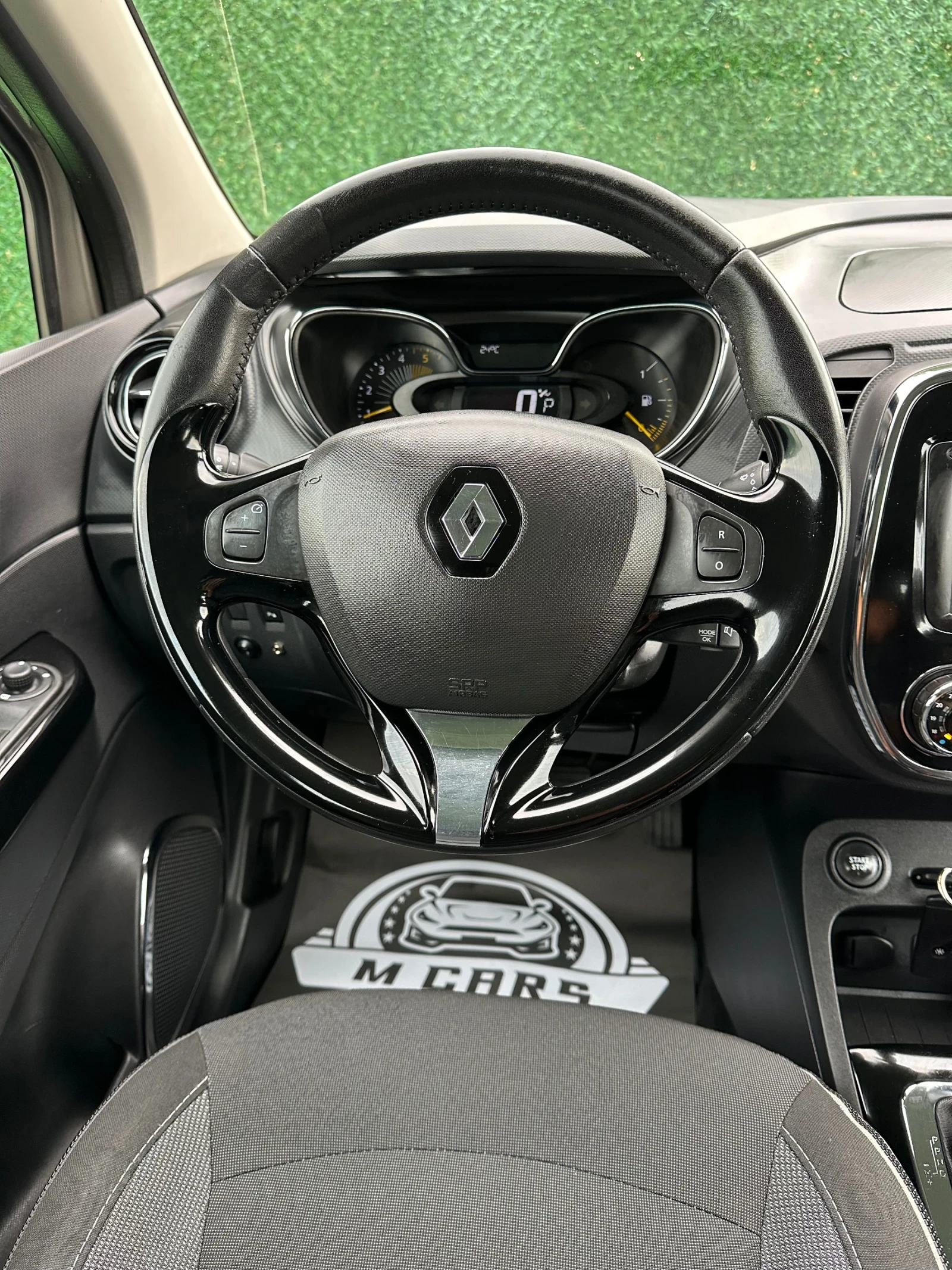 Renault Captur AUTOMATIC / KLIMATRONIK / KEULESS/ KAMERA  - изображение 9