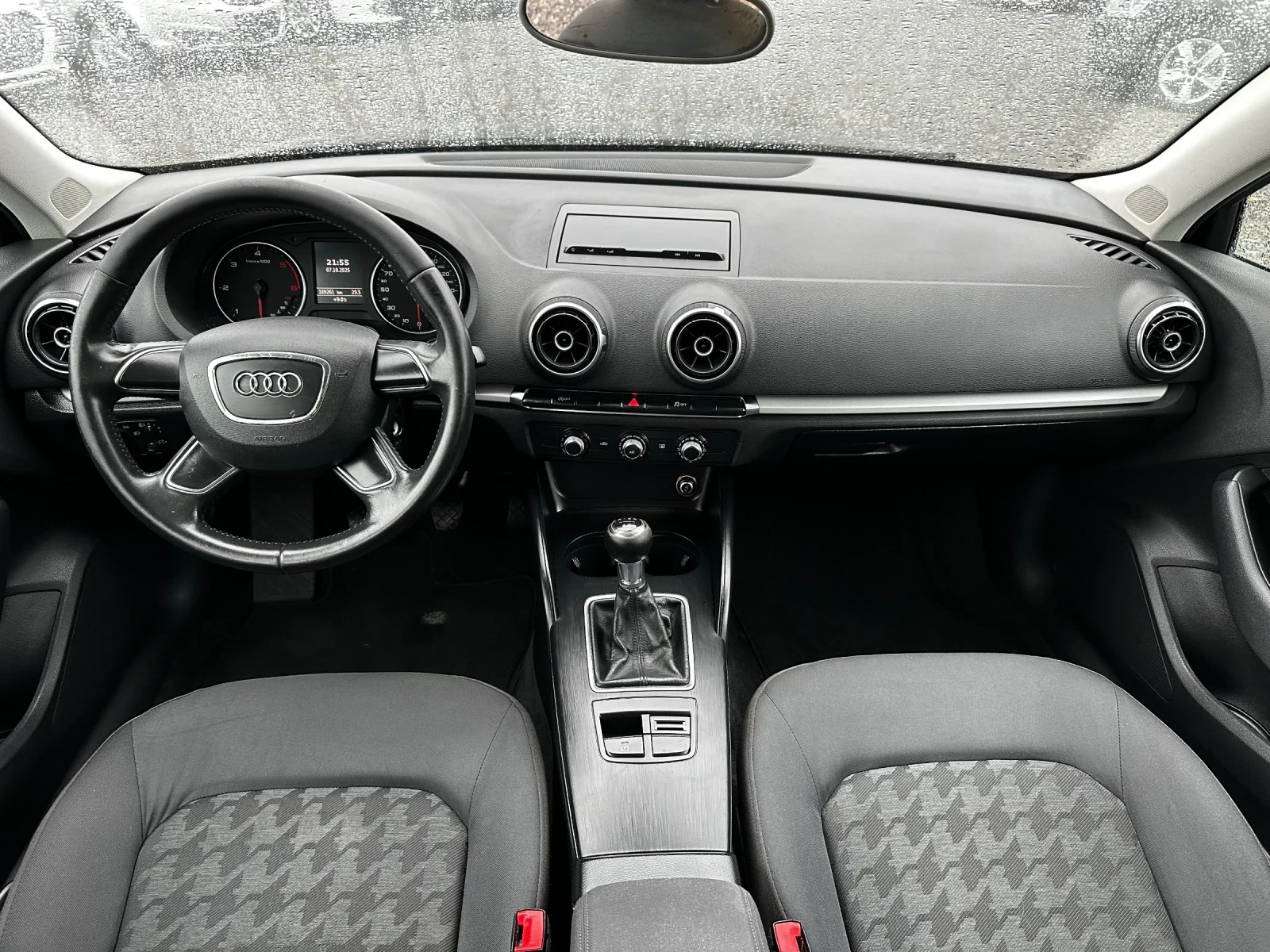 Audi A3 1.6 TDI EVRO 5 - изображение 7